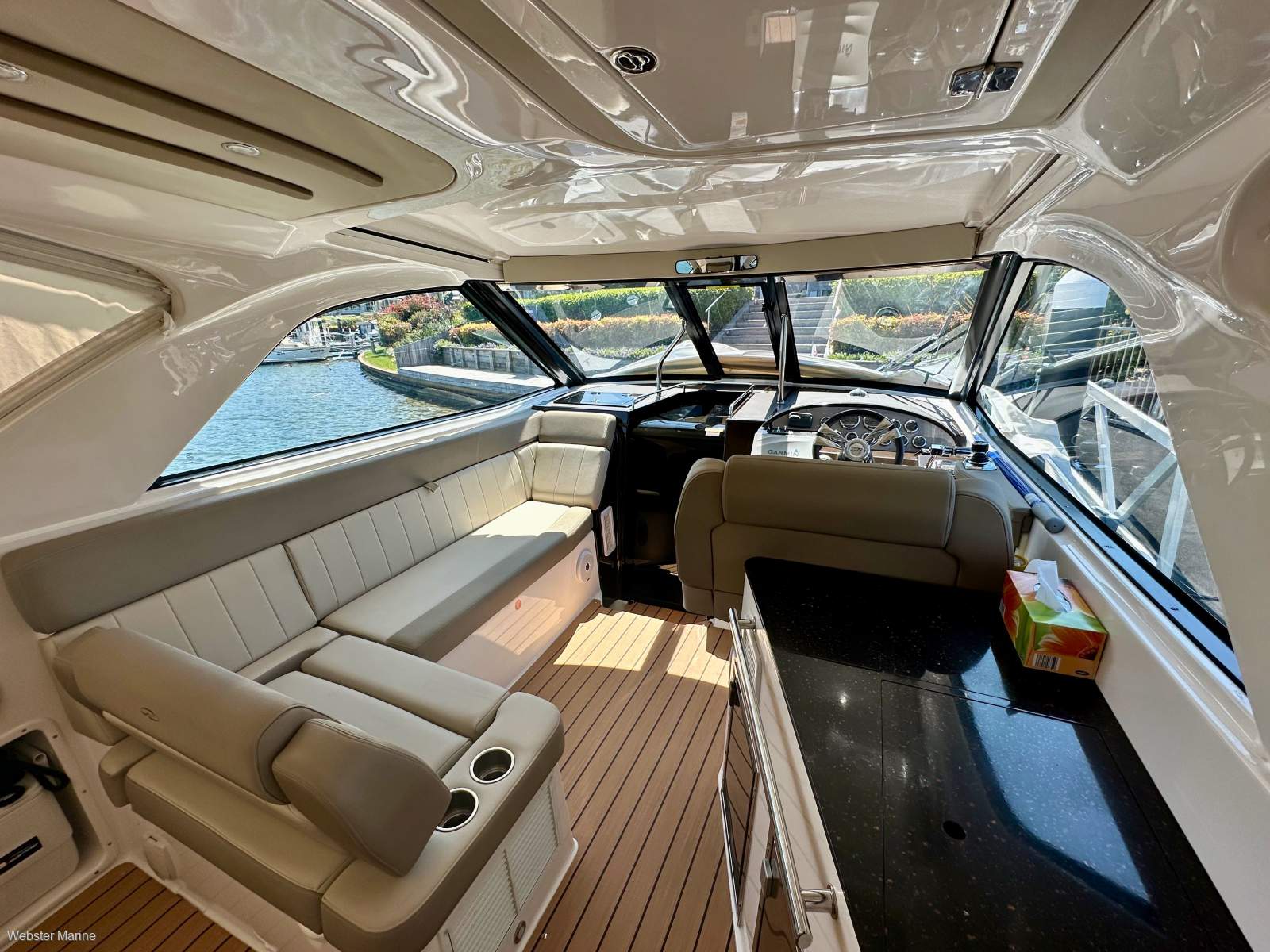Regal 35 Sports Coupe
