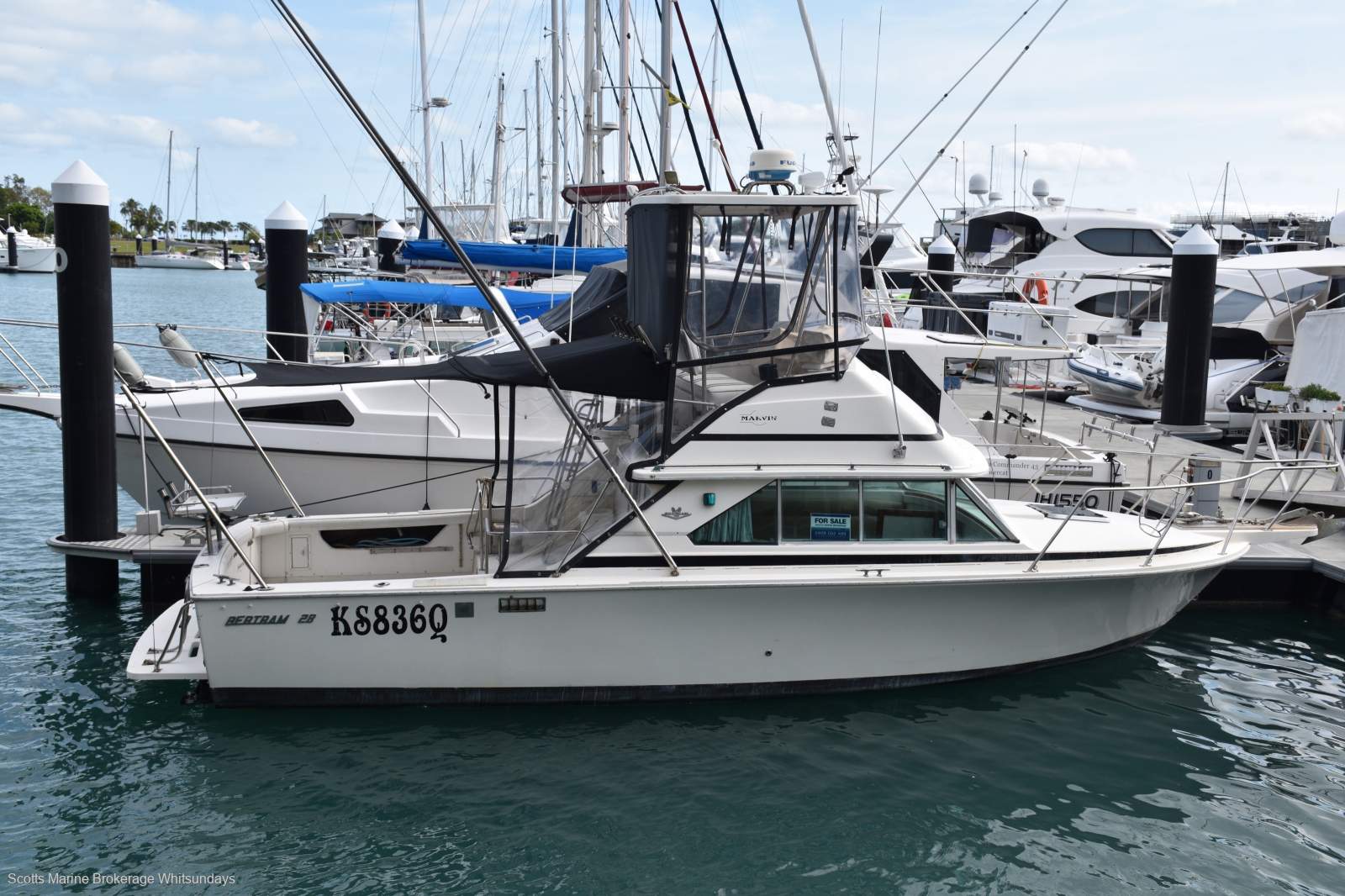 Bertram 28 Flybridge