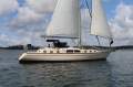 Island Packet 485