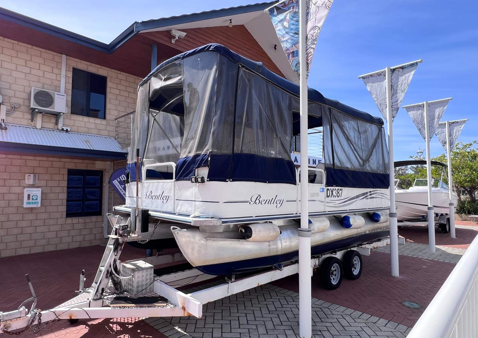 Bentley 200 - Perfect Canal Cruiser!
