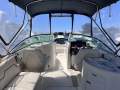 Sea Ray 260 Sundeck Bowrider - Your All-in-One Day Cruiser!