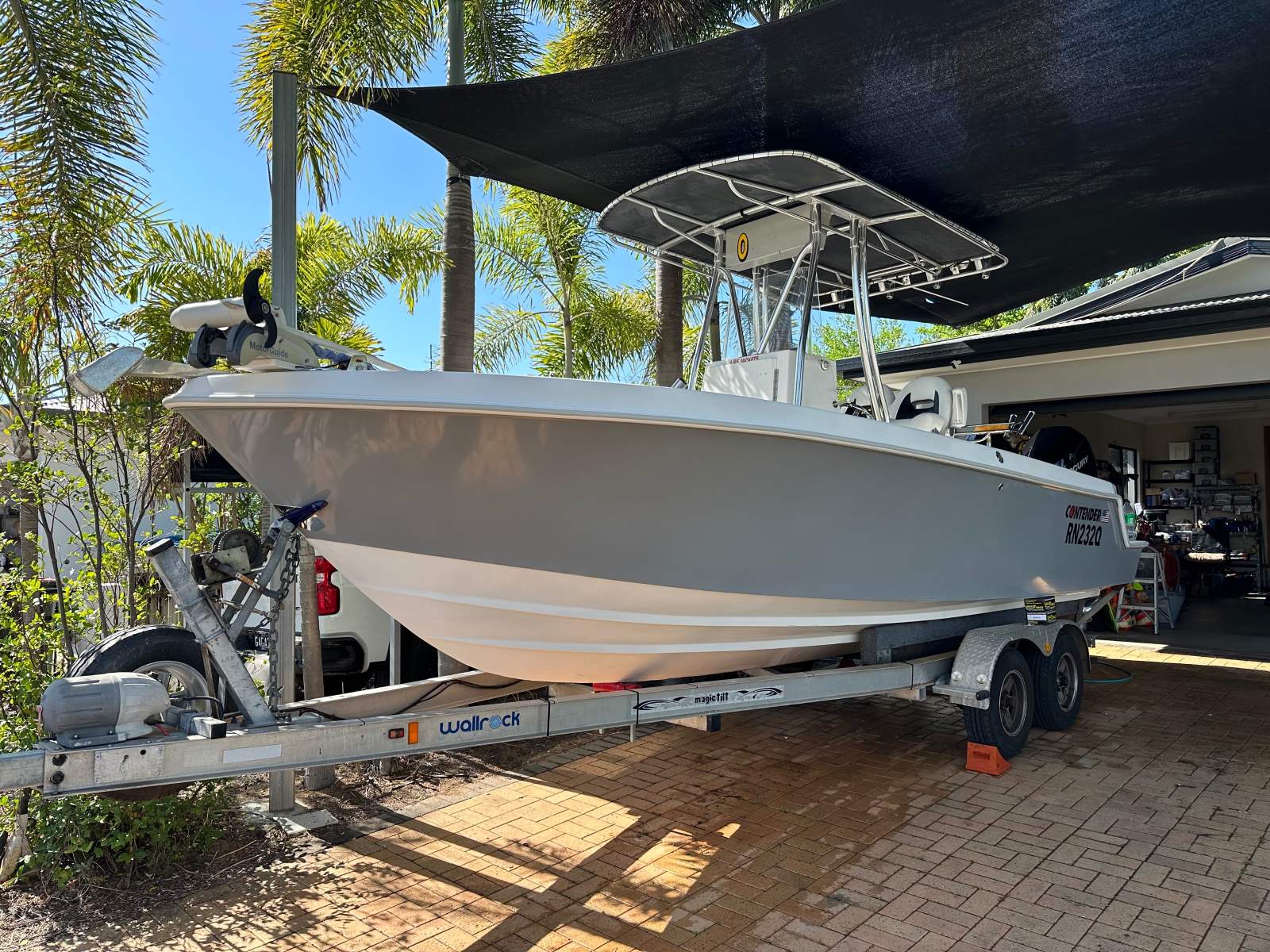 Contender 23 Open Centre Console