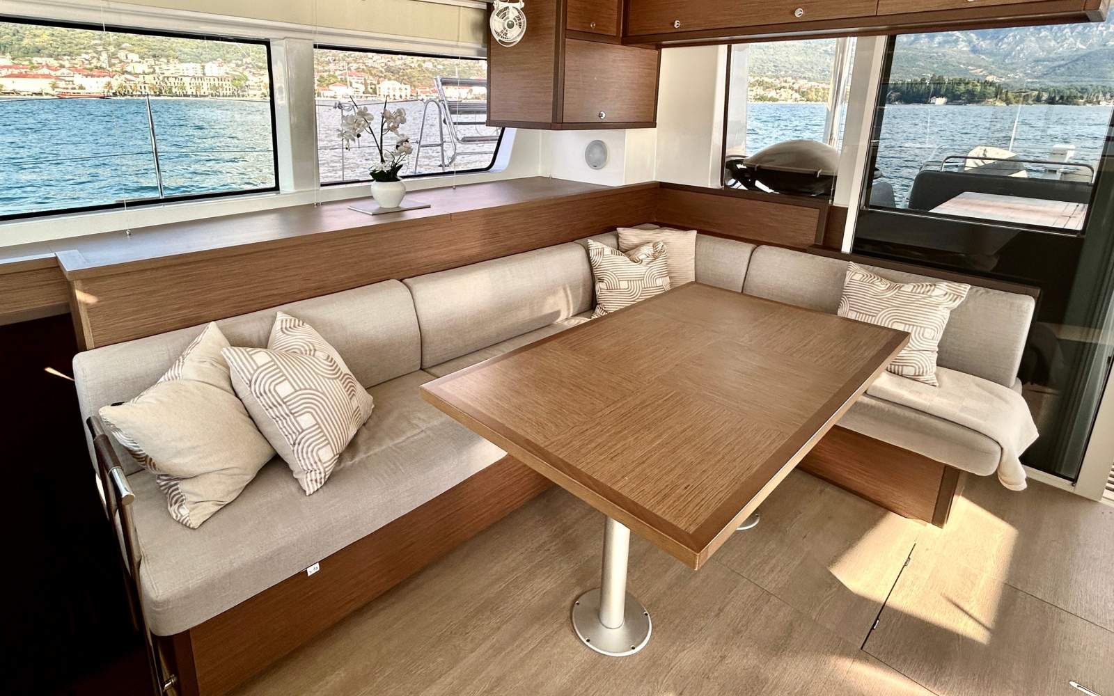 Lagoon 52 Flybridge