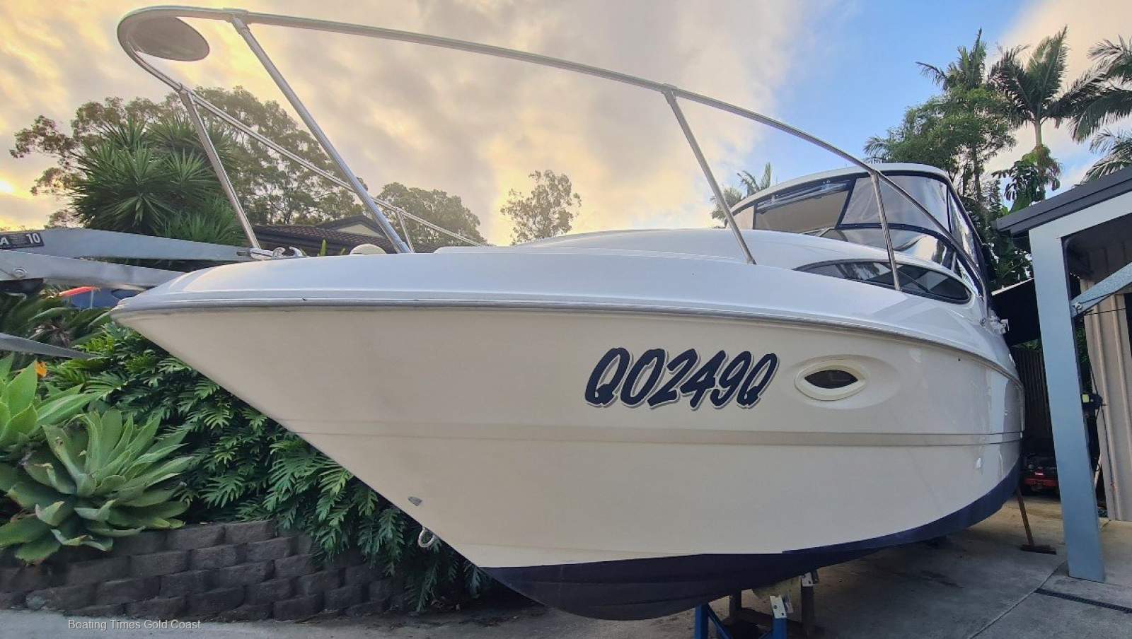 Bayliner 2655 for sale Queensland:Bayliner Ciera 2655