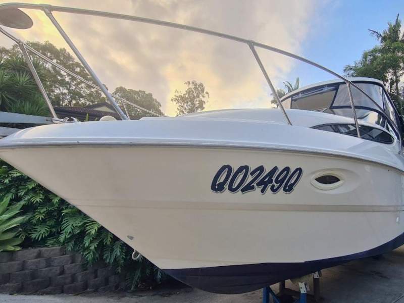 Bayliner 2655 for sale Queensland