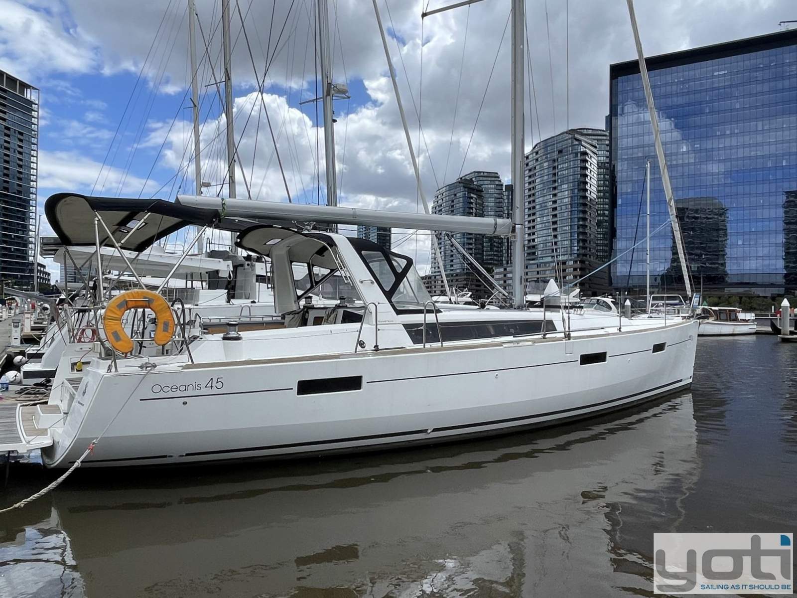Beneteau Oceanis 45