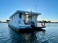 Jaden 40 Home Cruiser