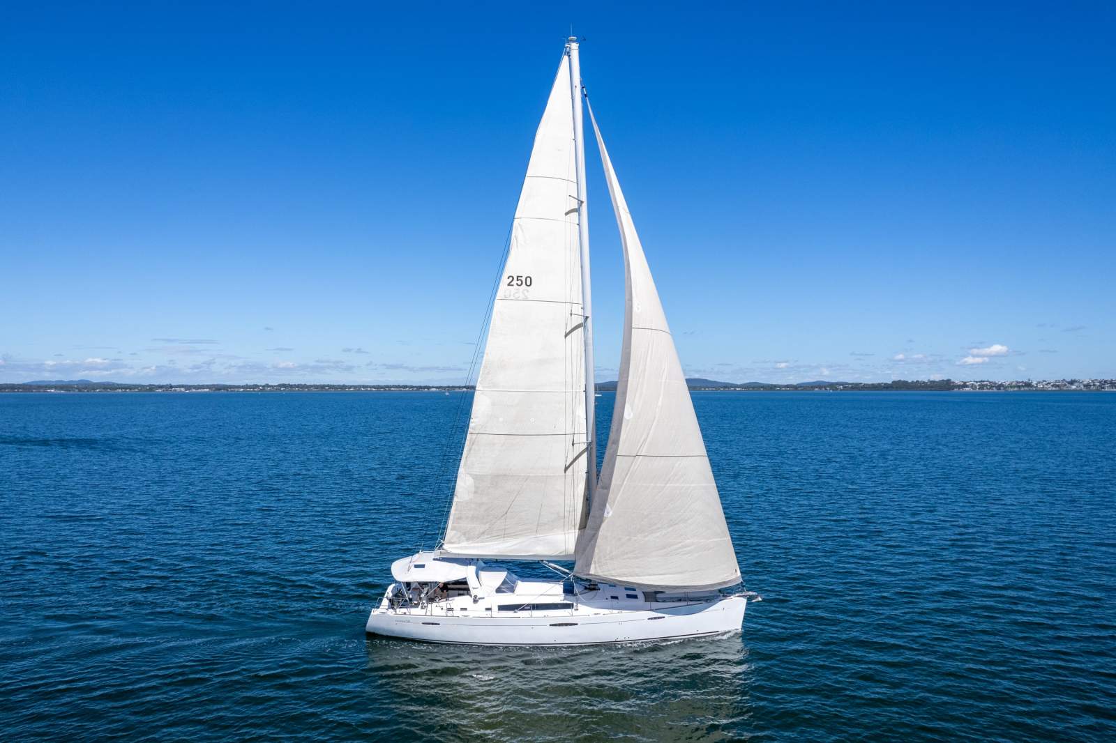 Beneteau Oceanis 58
