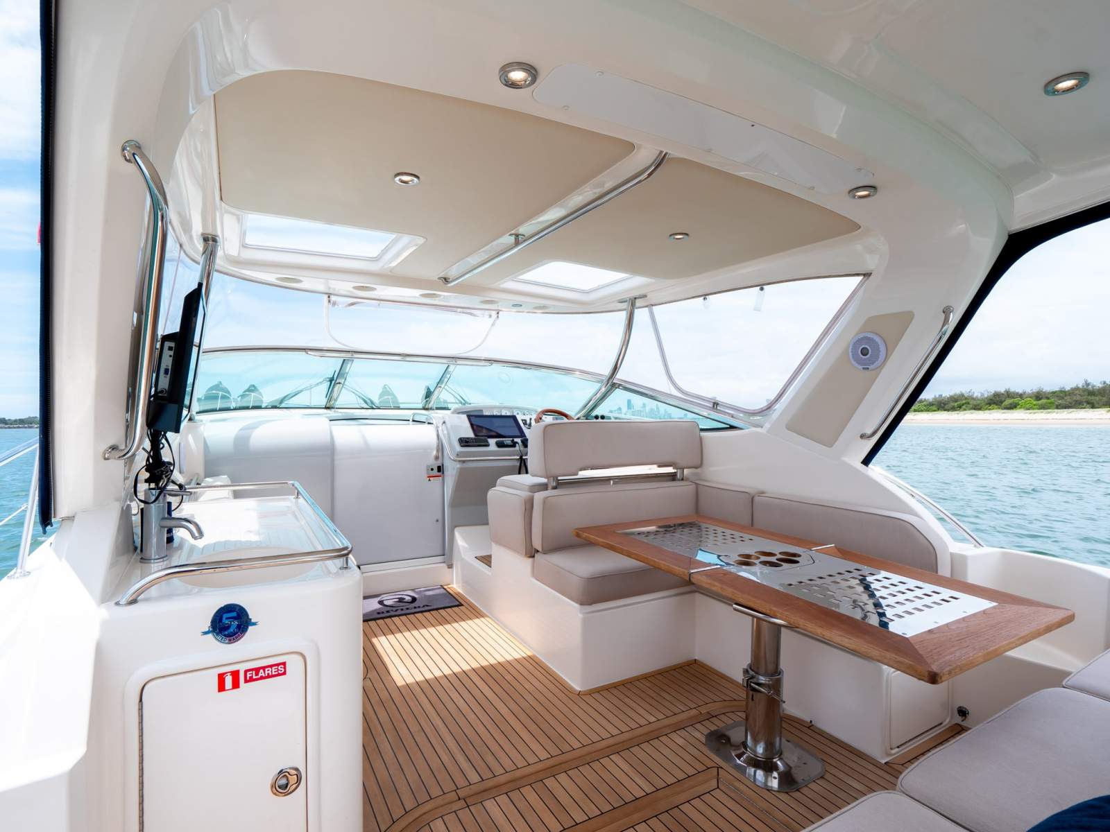 Riviera M400 Sports Cruiser - Present All Offers!