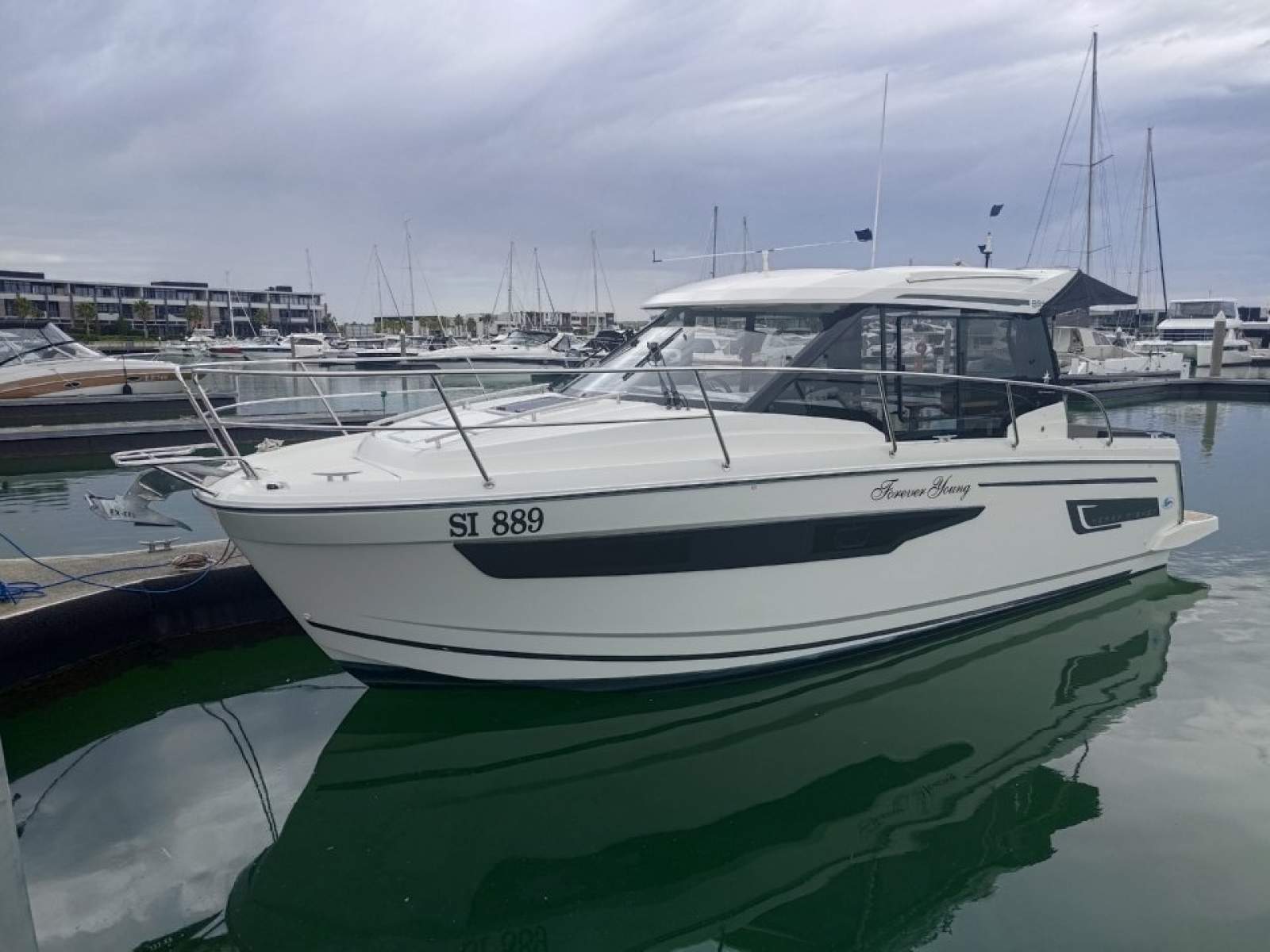 Jeanneau Merry Fisher 895 Offshore