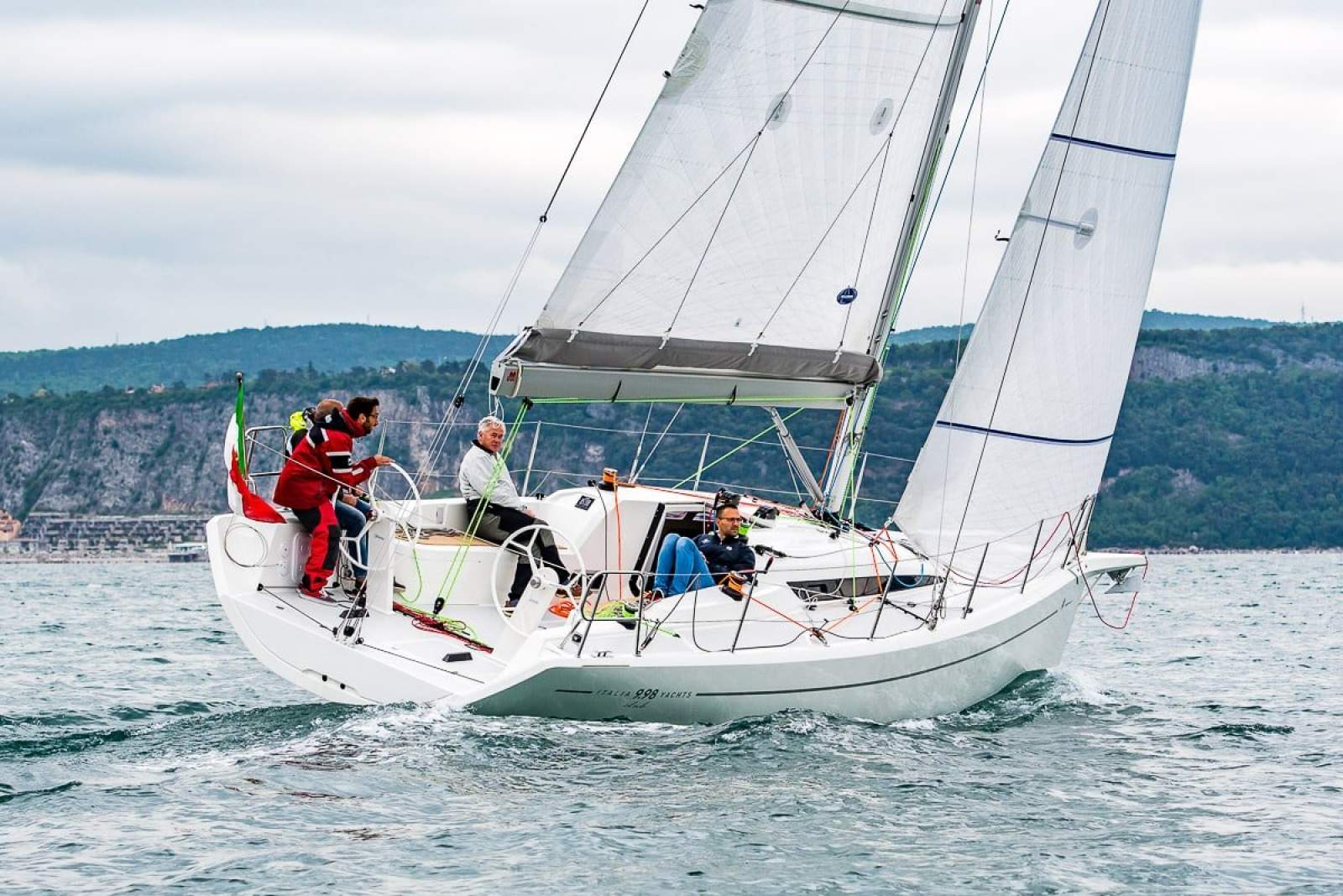 Italia Yachts Italia Yachts 9.98 Bellissima
