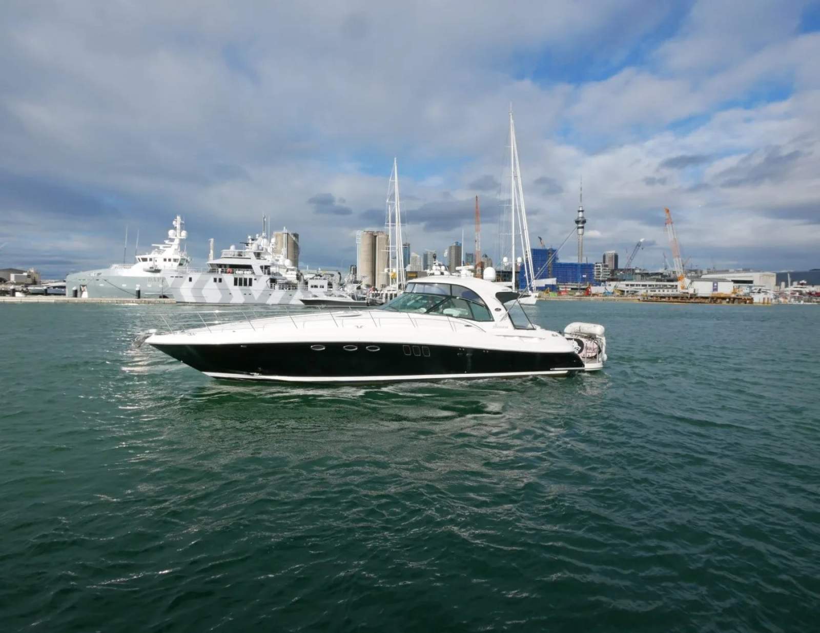 Sea Ray 52 Sundancer