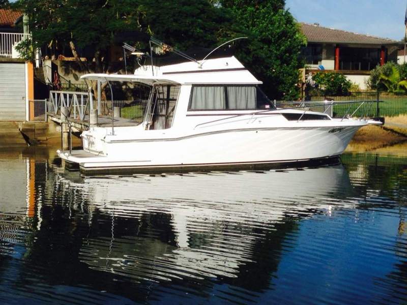 Premier 900 Flybridge