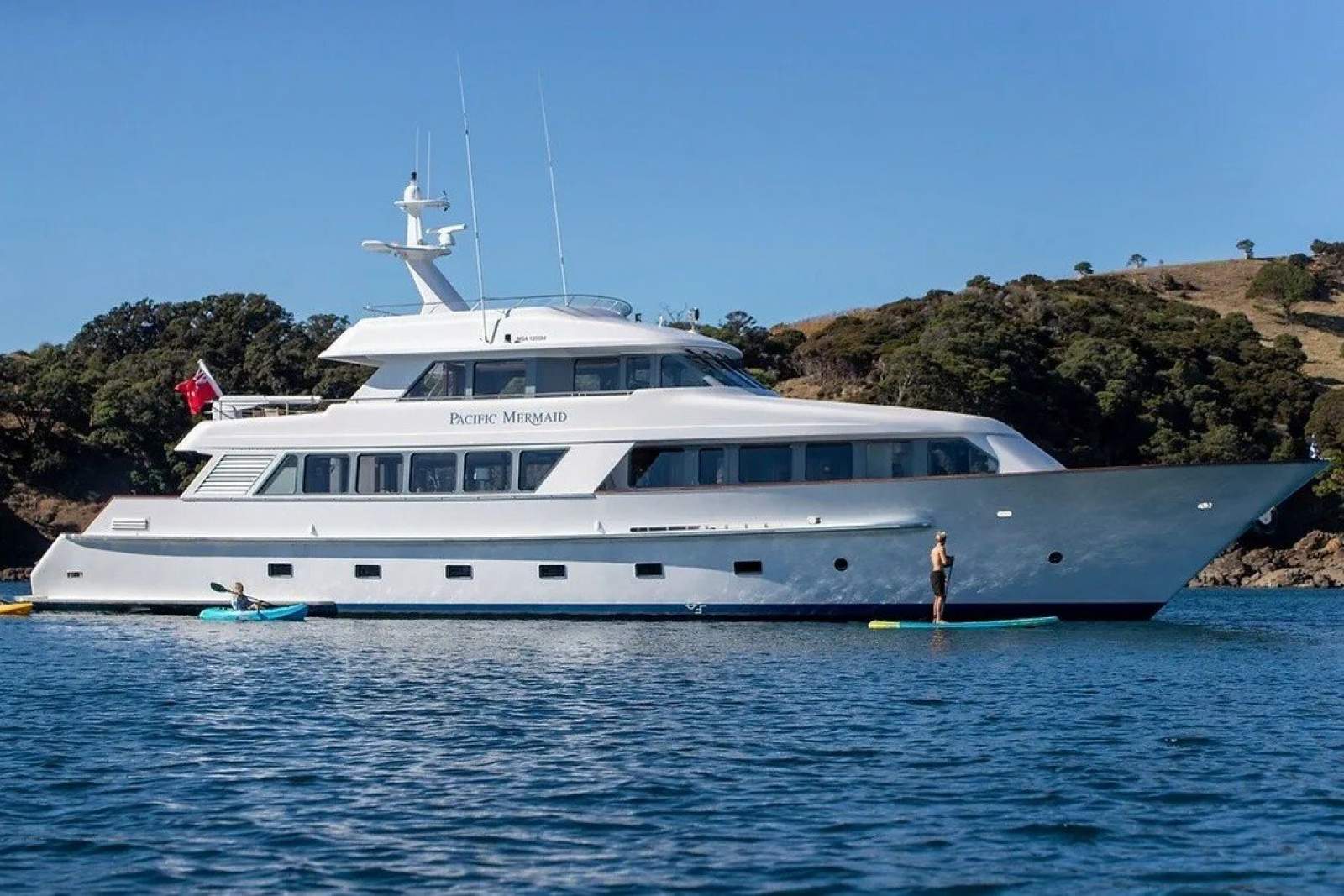 Salthouse 105ft Motor Yacht - 1/7 Share