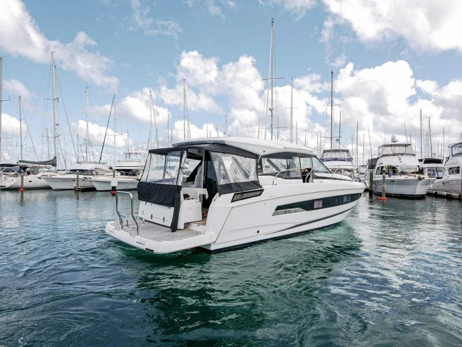 Jeanneau NC 37 - #134