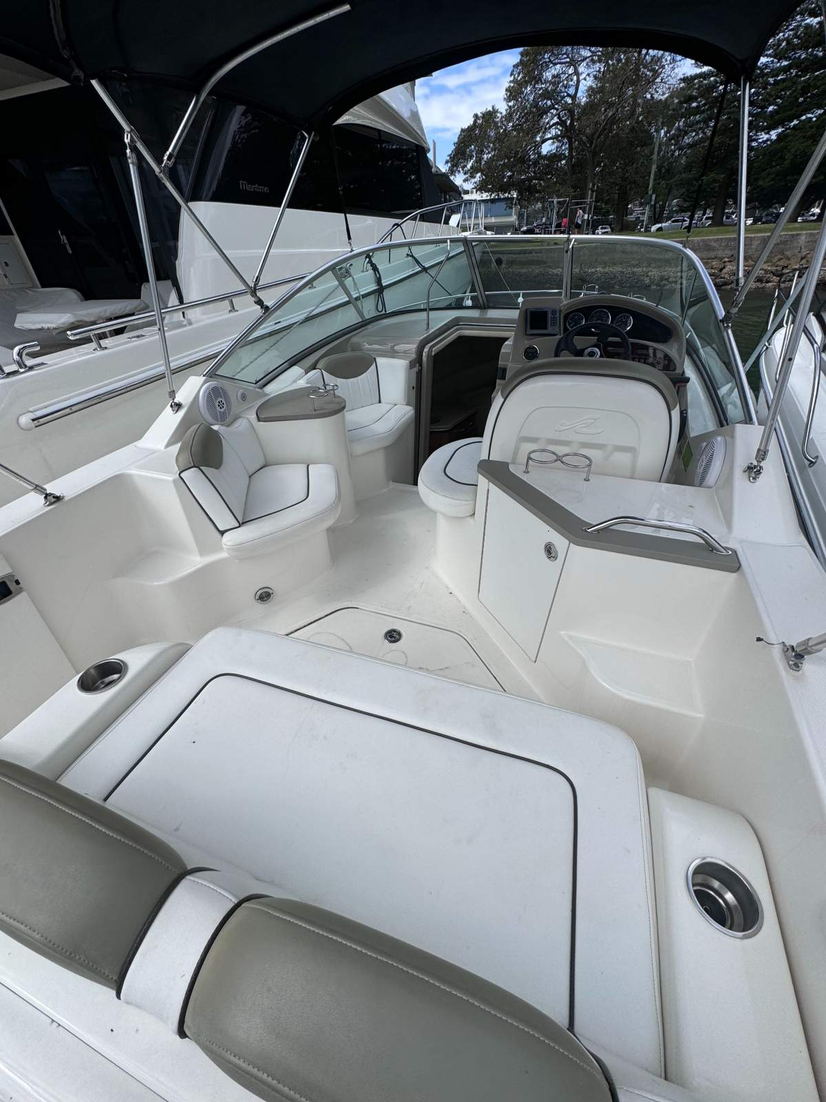 Sea Ray 245 Sundancer