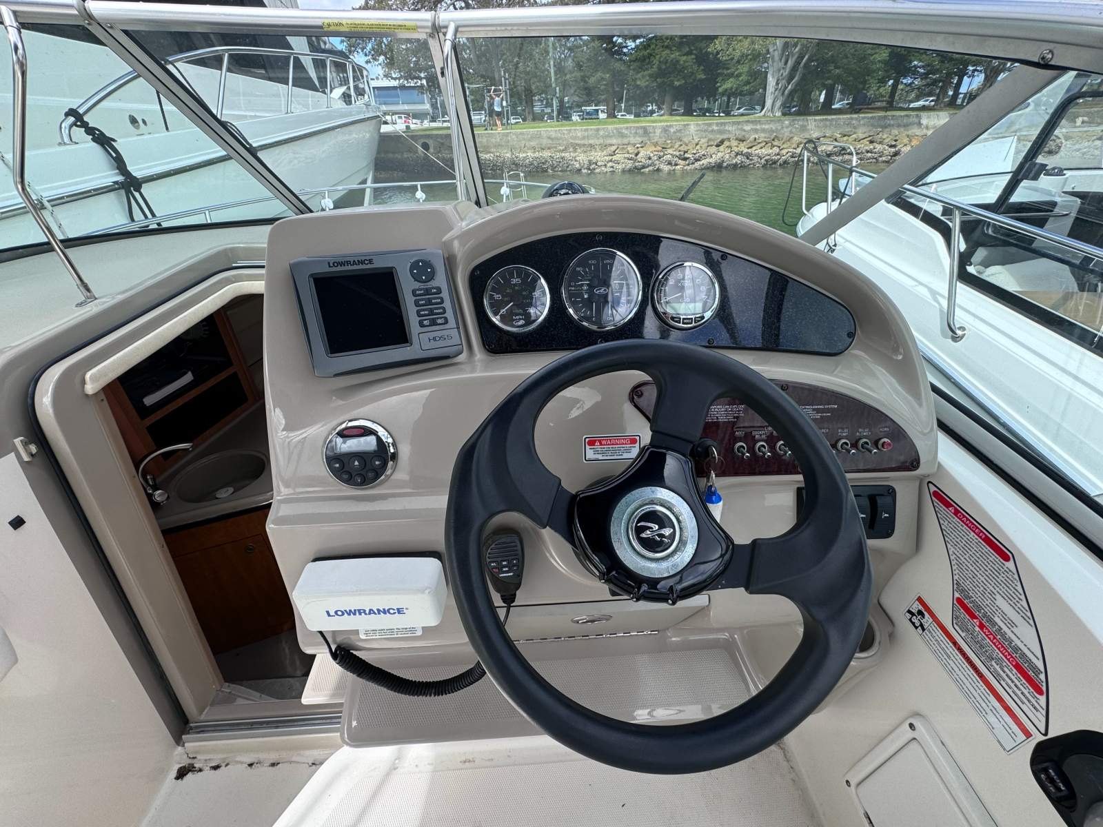 Sea Ray 245 Sundancer