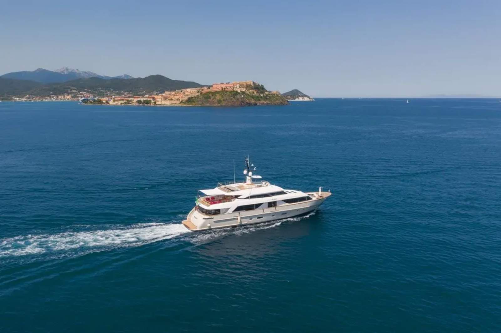Sanlorenzo SD 112 Excelent condition - Motivated seller- Buy now!
