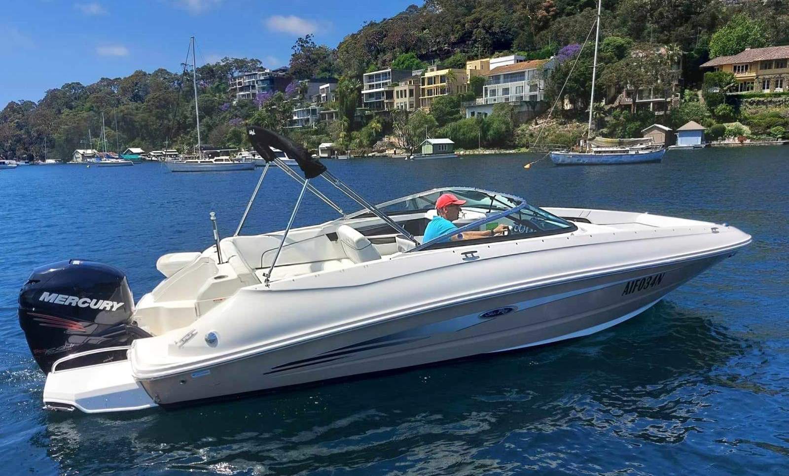 Sea Ray 240 Sundeck