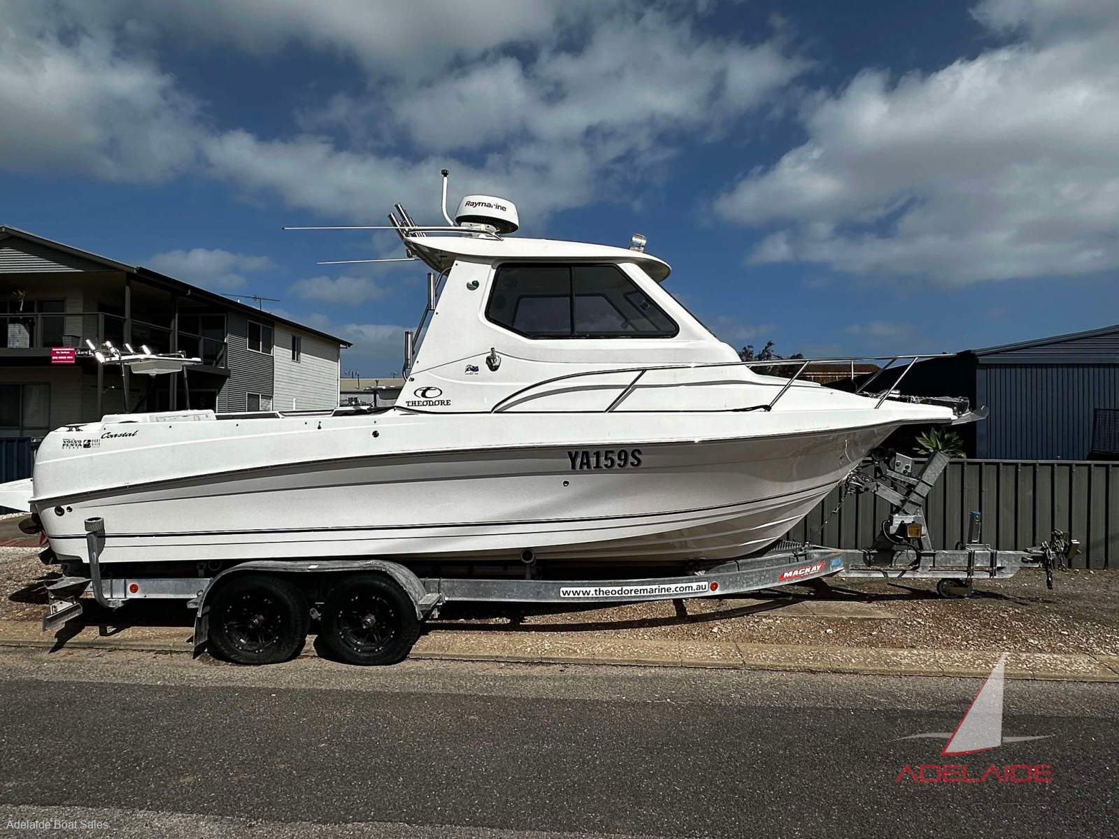 Theodore 720 Offshore