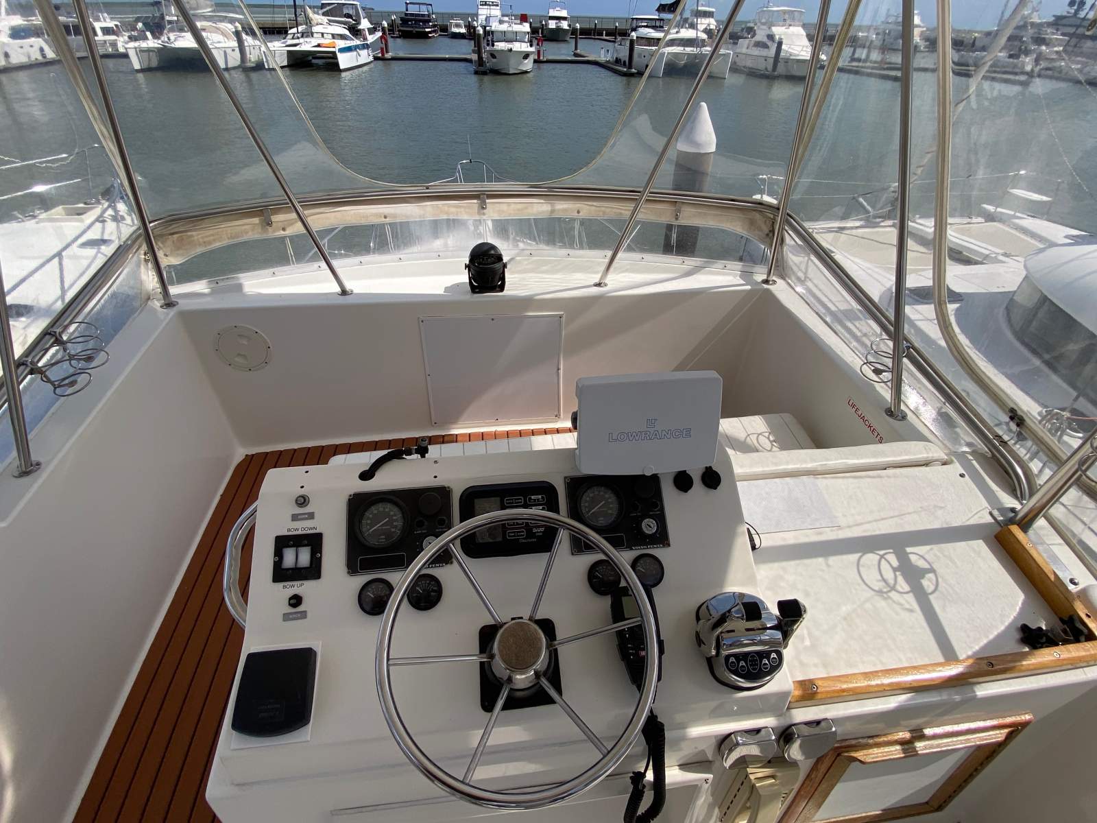 Mariner 34 Flybridge