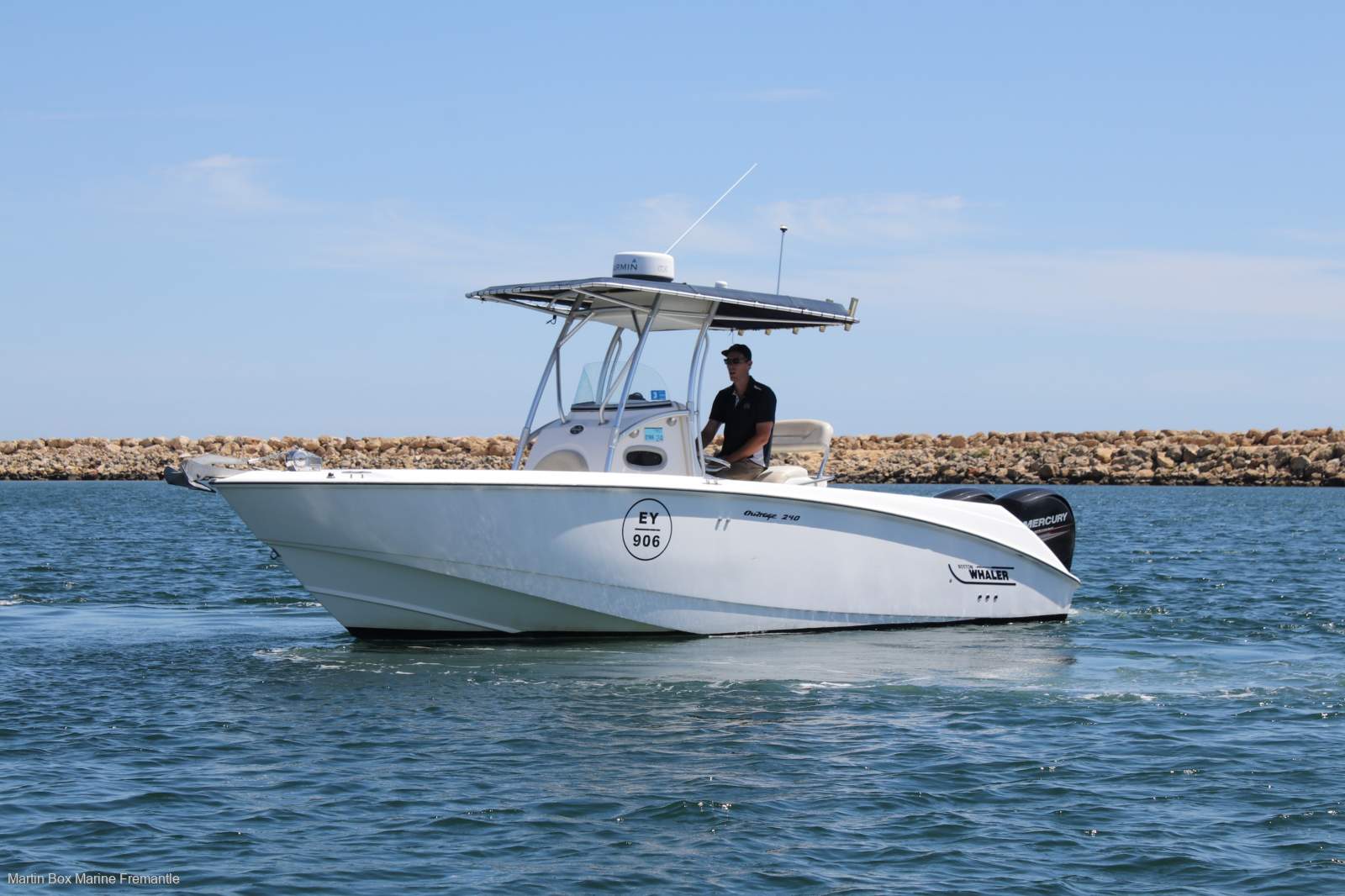 Boston Whaler 240 Outrage with 2013 Four Stroke Mercury 150Hp Outboards