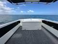 Caribbean 27 Flybridge Sports Fisherman:BIG deck area