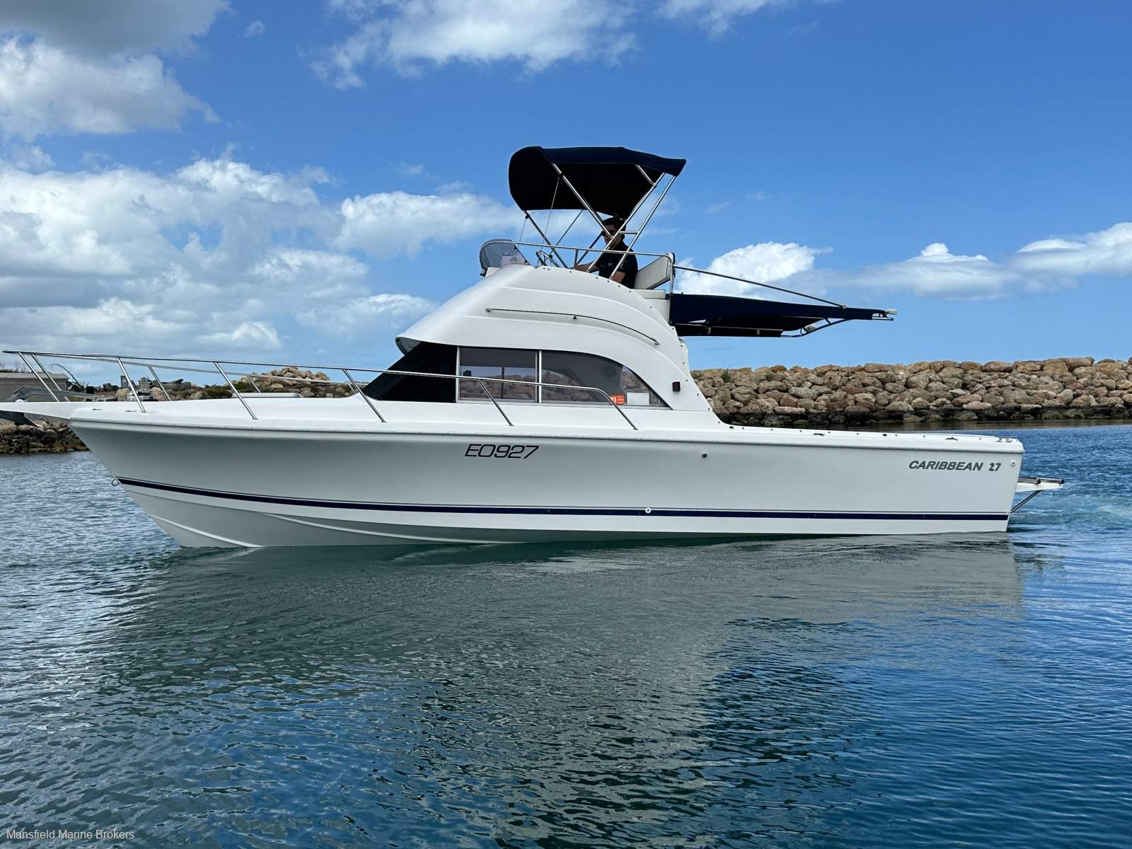 Caribbean 27 Flybridge Sports Fisherman