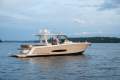 Regal 38 Surf