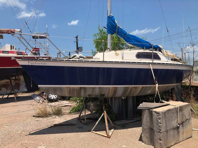 Holland 25 Fiberglass Production Yacht Diesel (Darwin NT)