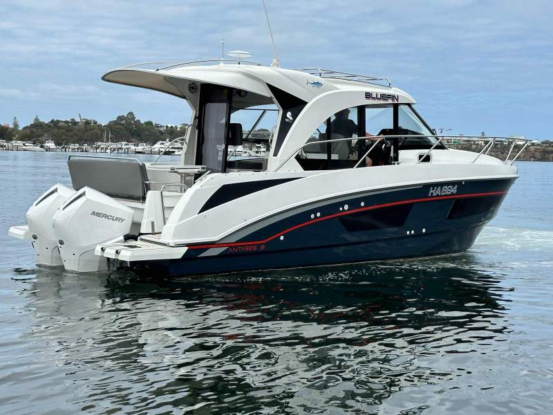Beneteau Antares 9.0 OB