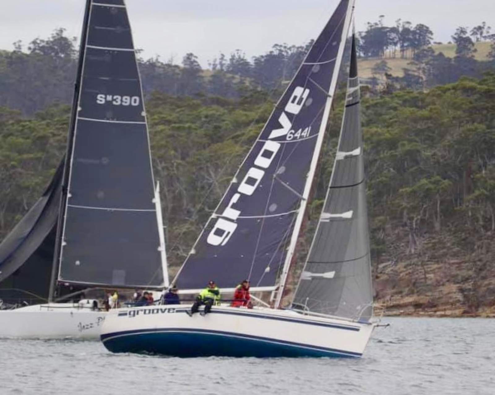 Sydney Yachts 32 QUALITY CRUISER RACER, MANY UPGRADES!