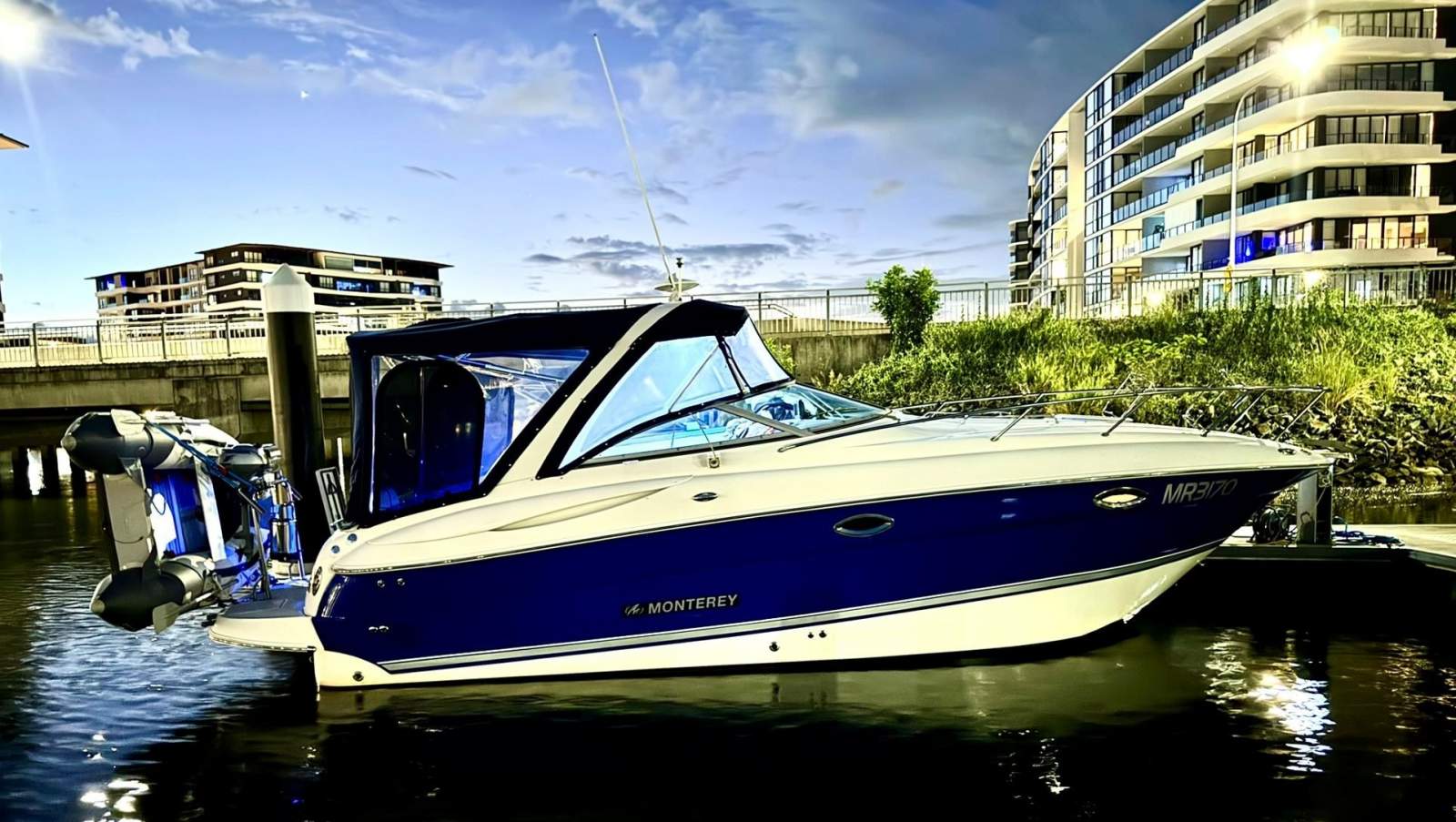 Monterey 270 Cruiser for sale Gold Coast