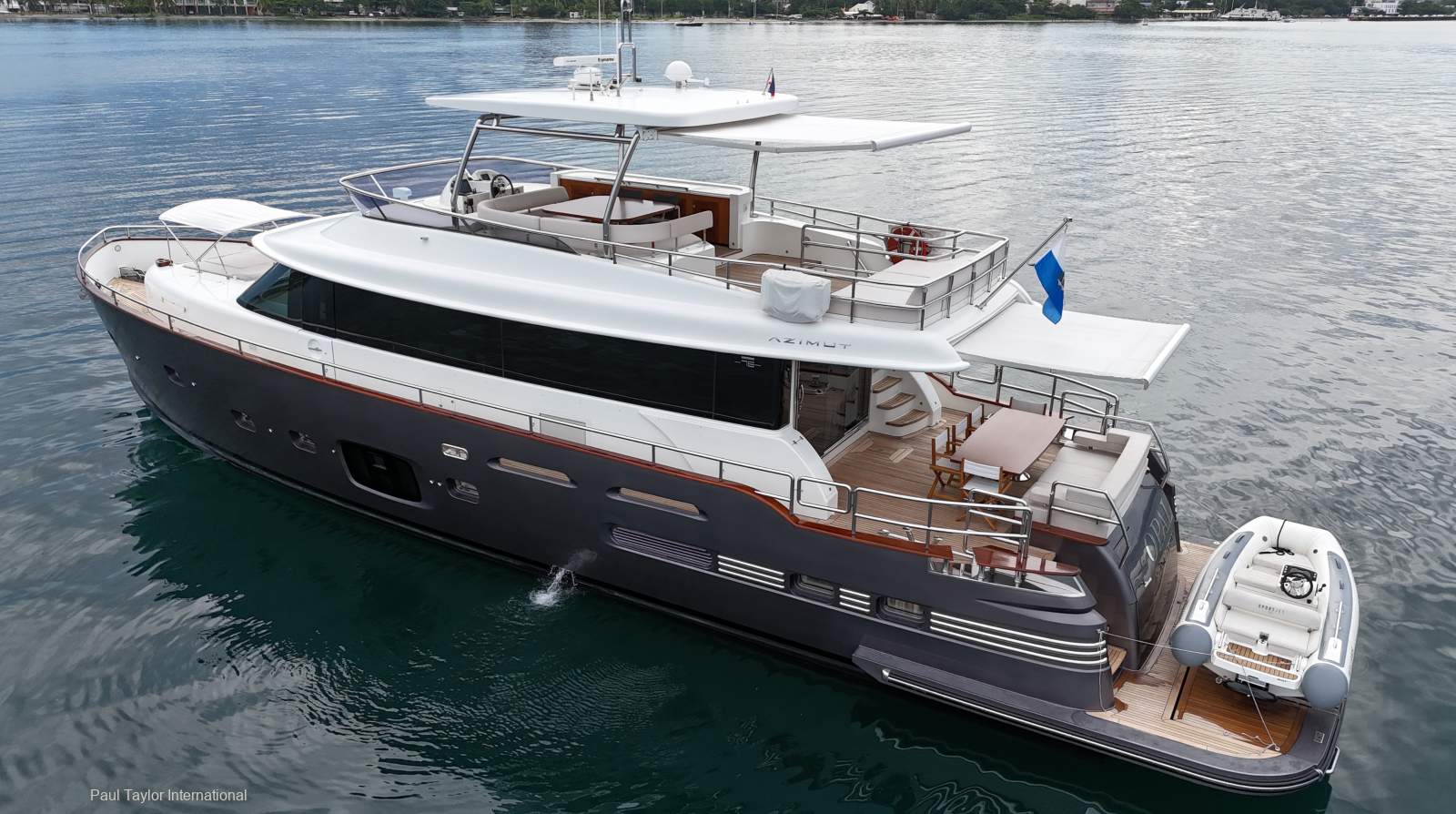 Azimut Magellano 76 - One owner - Proffessionally maintained.