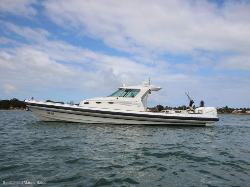 Protector 410 Targa *** TOUGH LUXURY ! ***