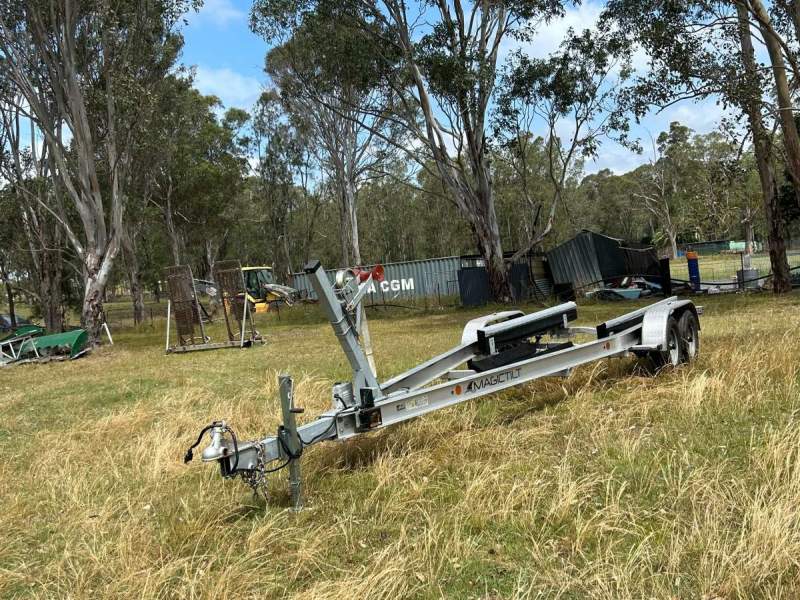 Magic Tilt Boat Trailer