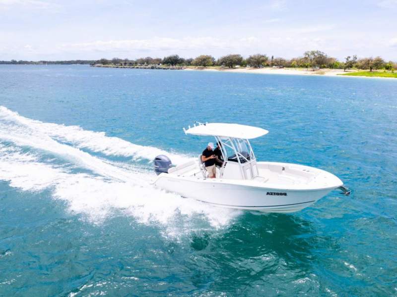 Sea Fox 228 Commander