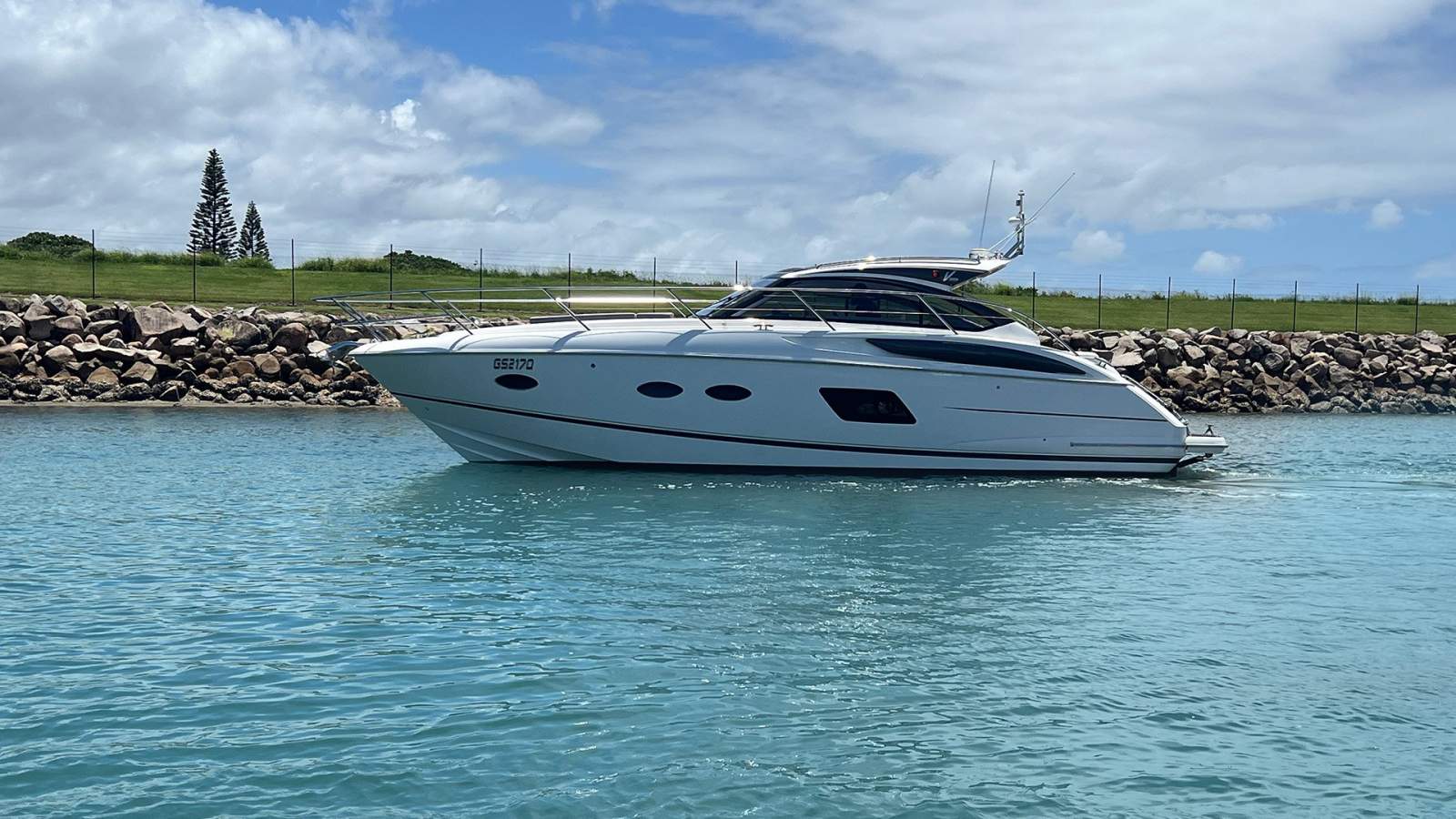 Princess V39 2017 Sports Yacht