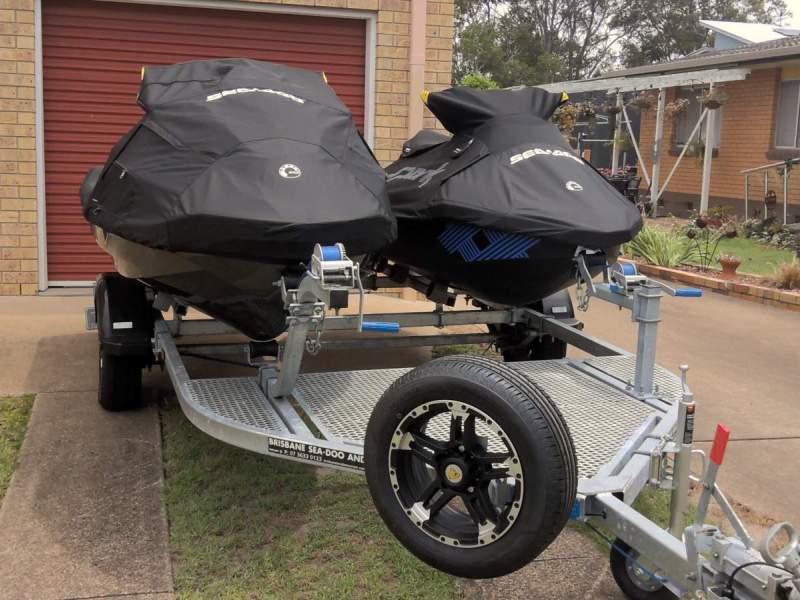 Sea-Doo RXT X 300 RS RXTX-RS and Spark Trixx 2up