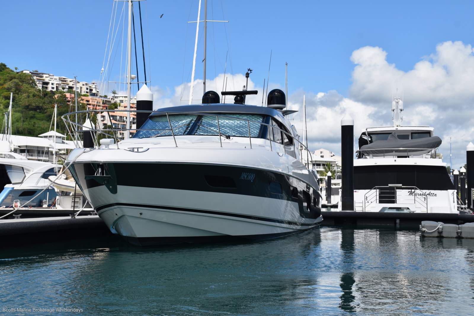 Riviera 6000 Sport Yacht Platinum Edition