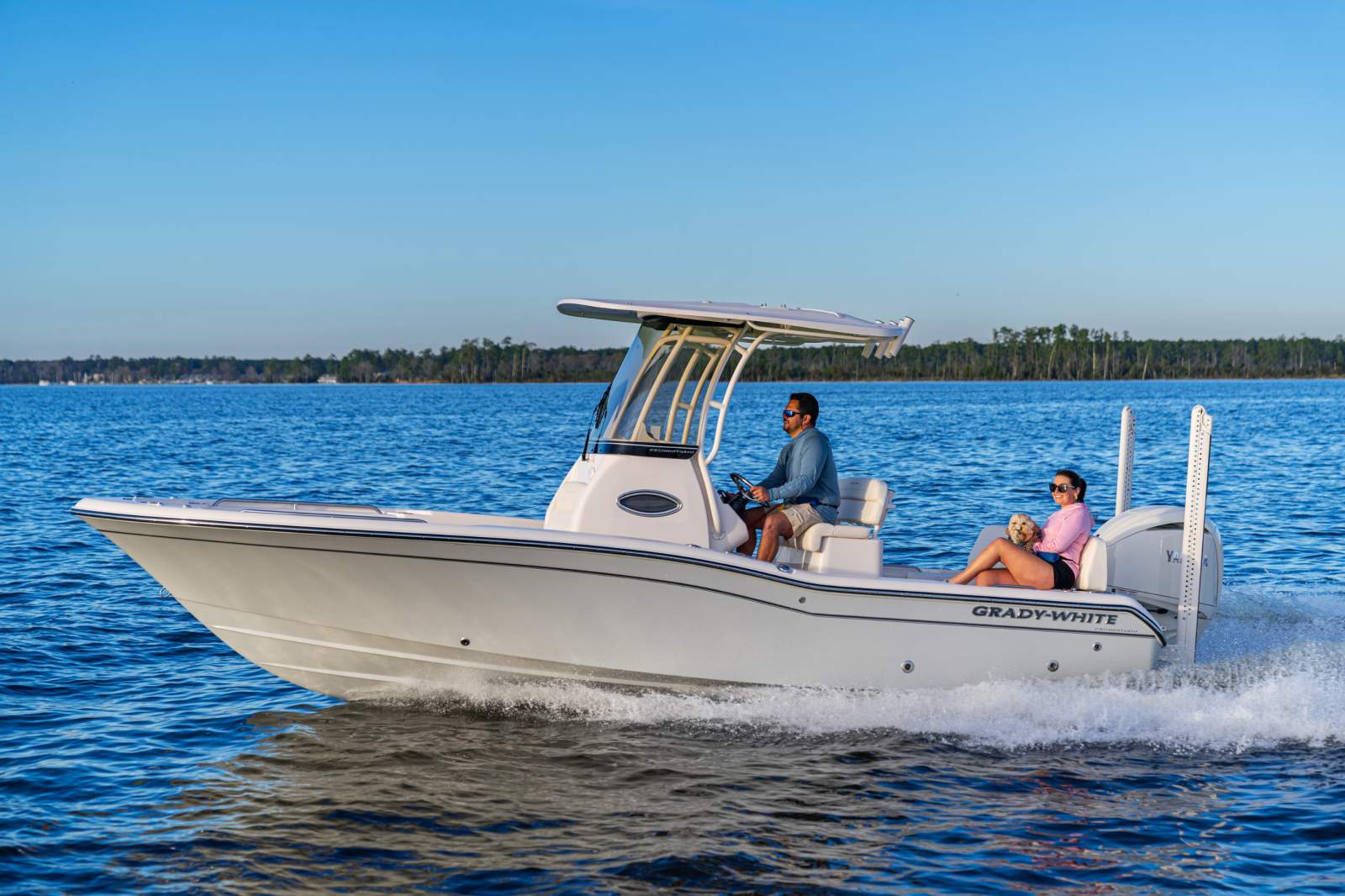 Grady-White 231 CE