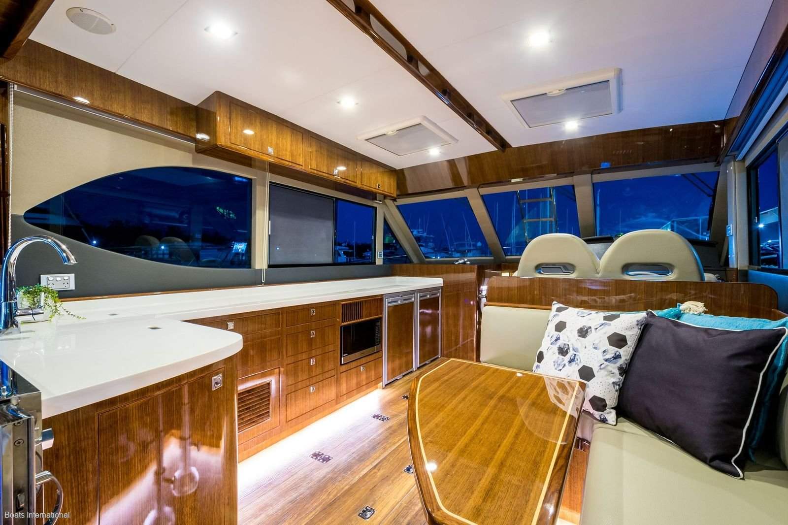 Island Gypsy 40 Wide Body