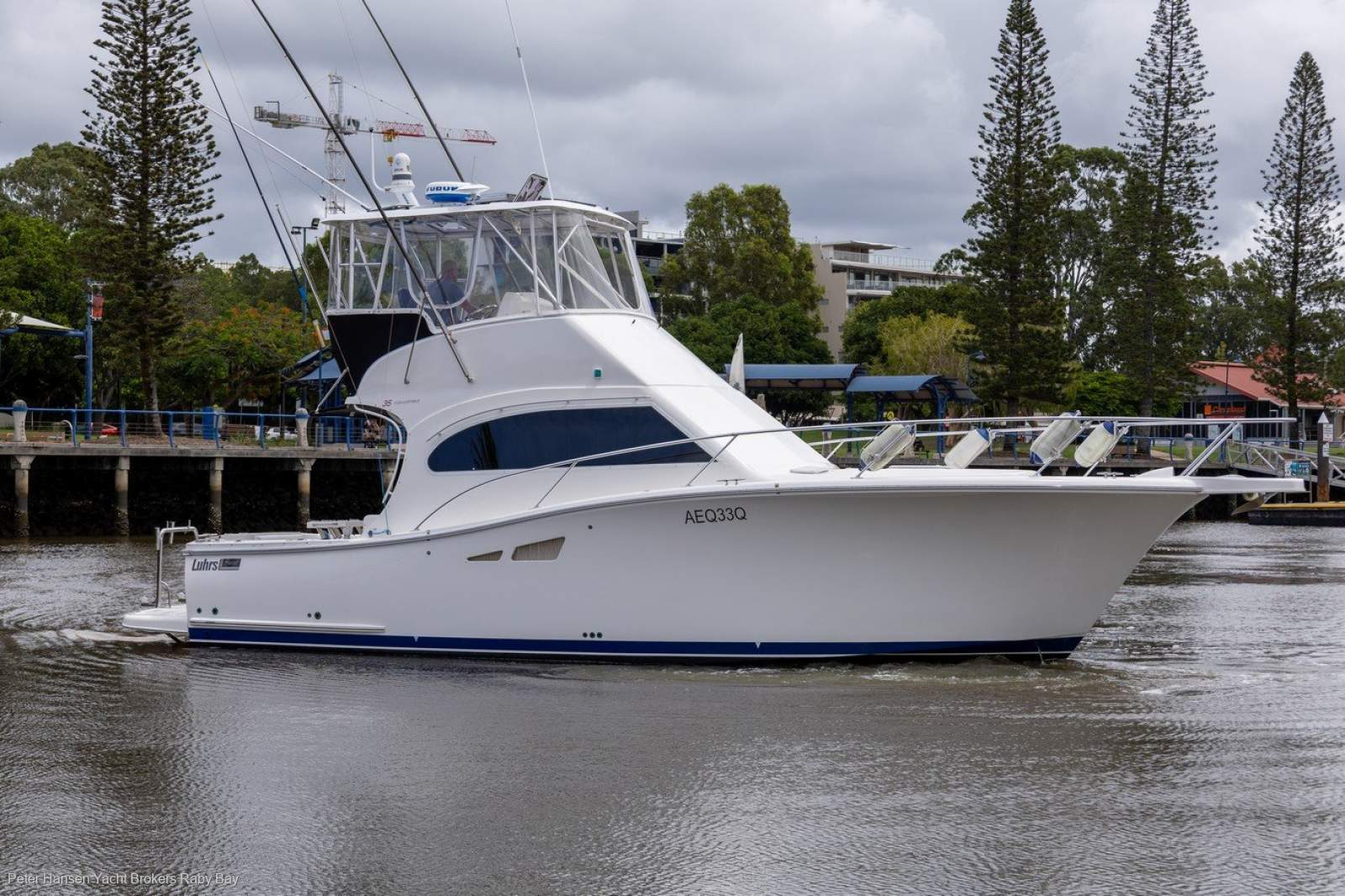 Luhrs 35 Convertible
