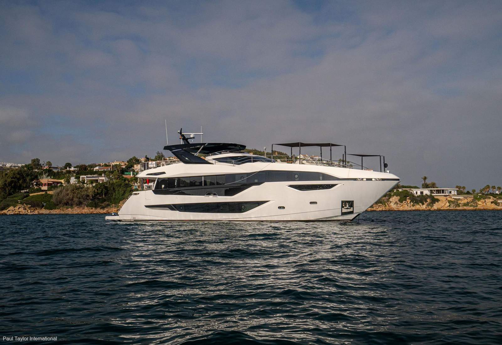 Sunseeker Yacht 100 - Delivered March 2024 New Under factory warranty