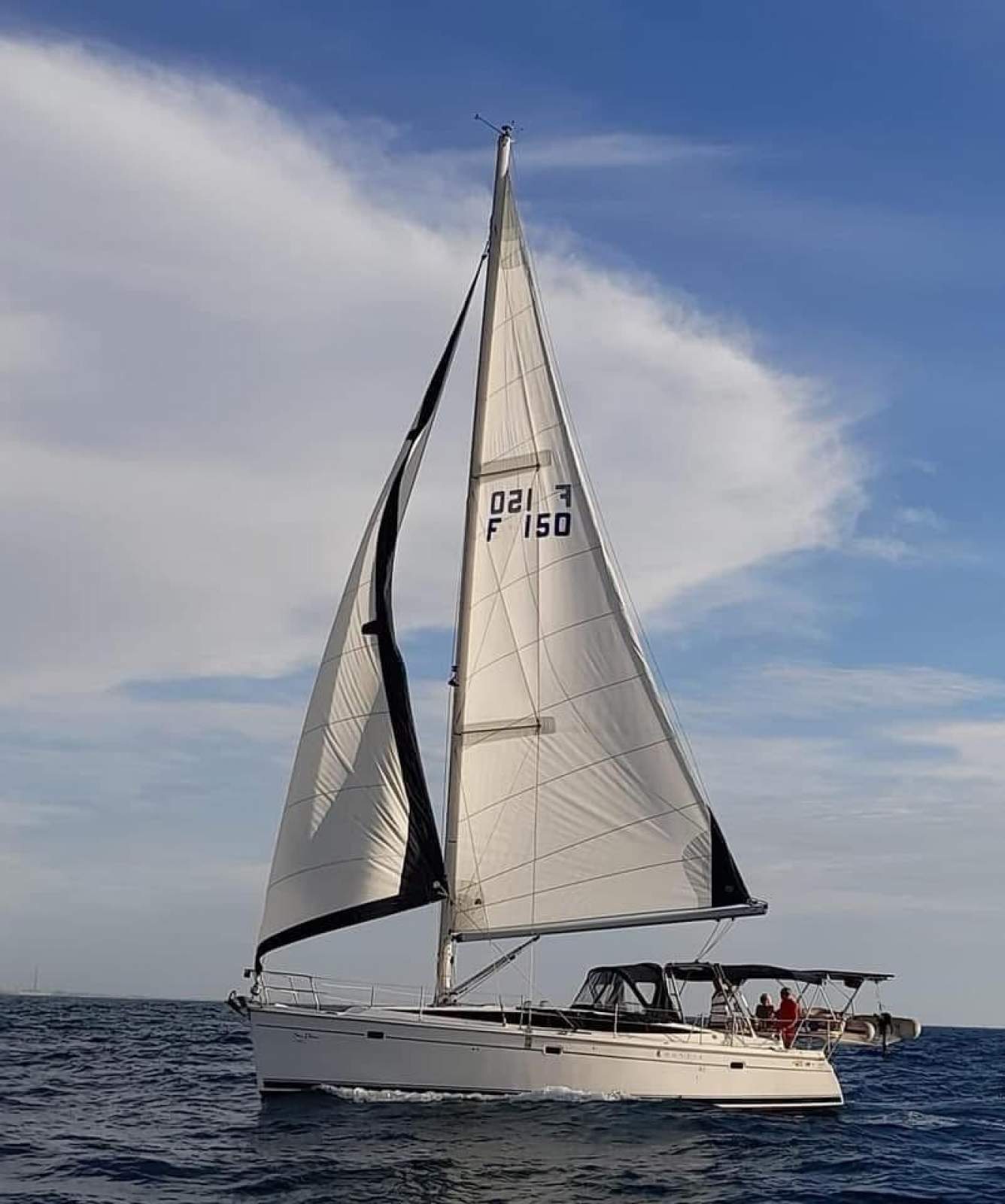 Hunter 40:Sea Drive