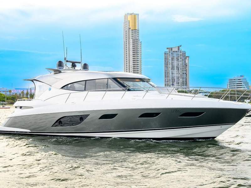 Riviera 6000 Sport Yacht Platinum Edition