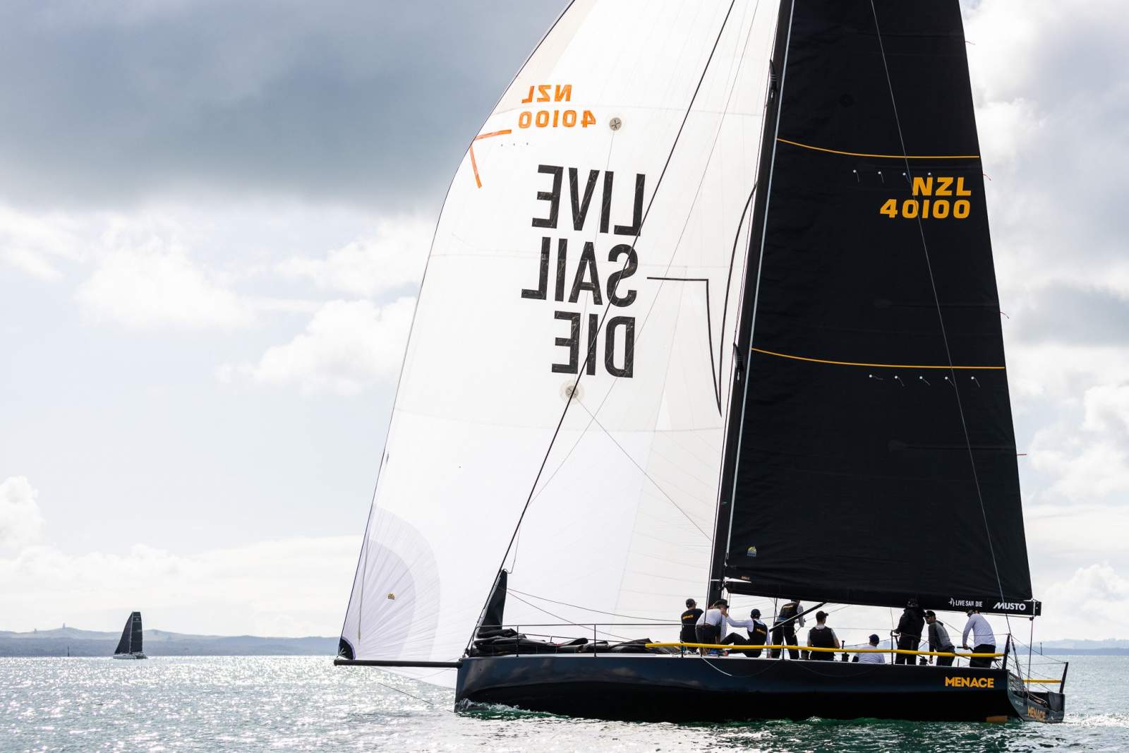 Melges 40