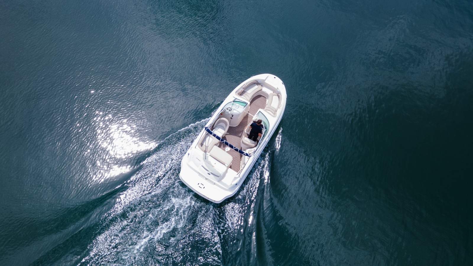 Sea Ray 220 Sundeck