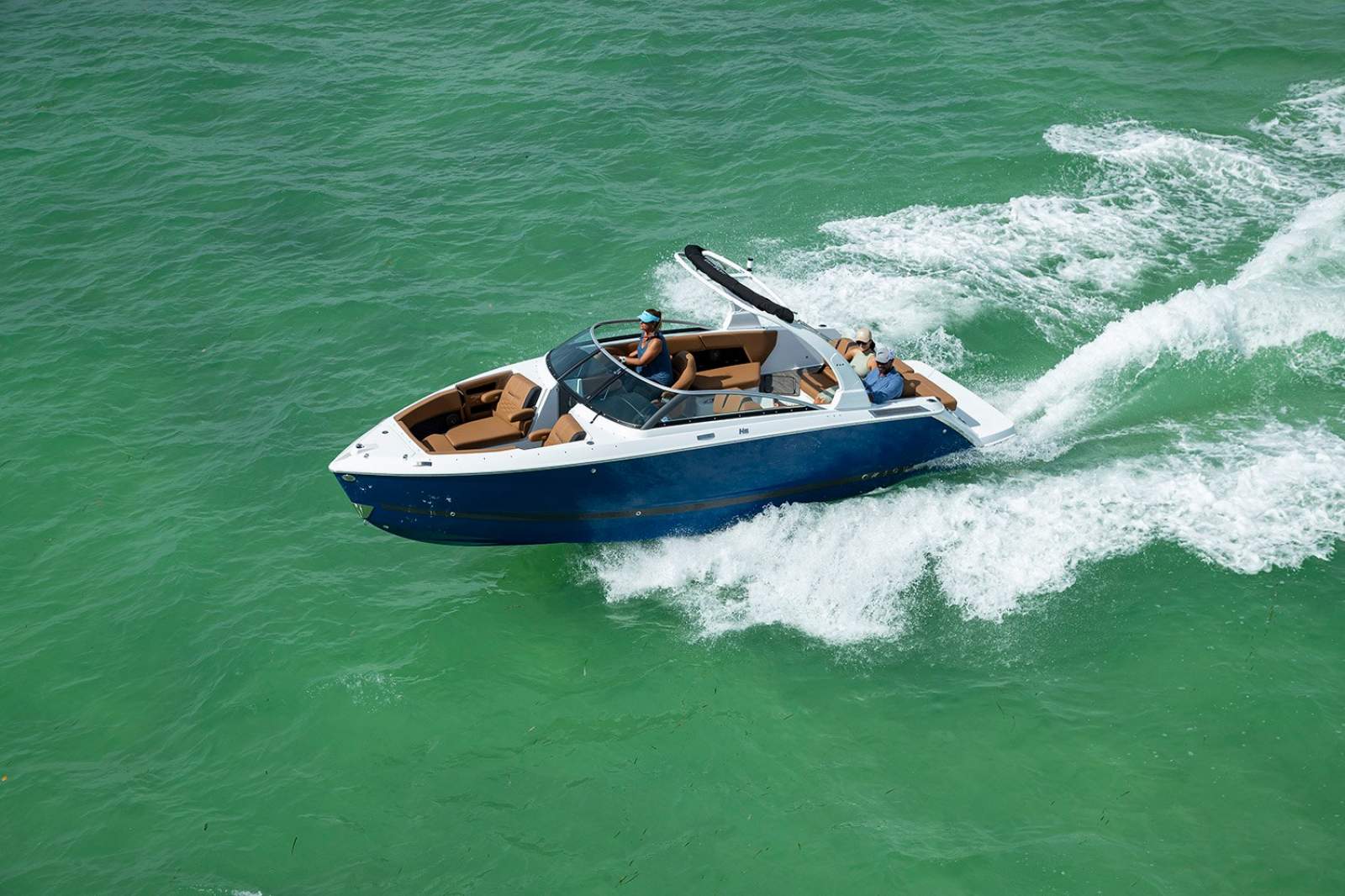 Four Winns H6 Surf