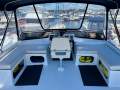 Roberts 32 Flybridge Cruiser